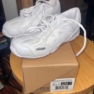 Kaepa white sneakers